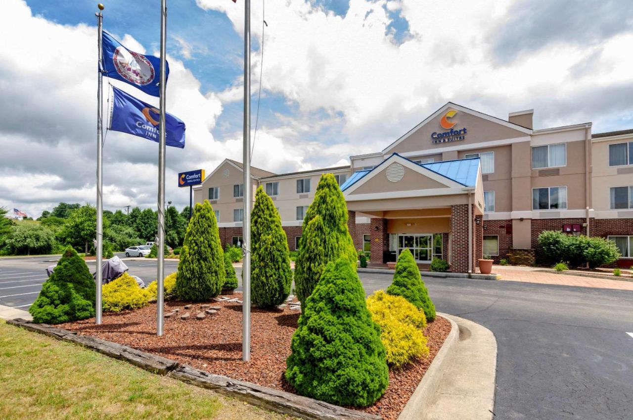 Comfort Inn & Suites Hillsville I-77 Εξωτερικό φωτογραφία