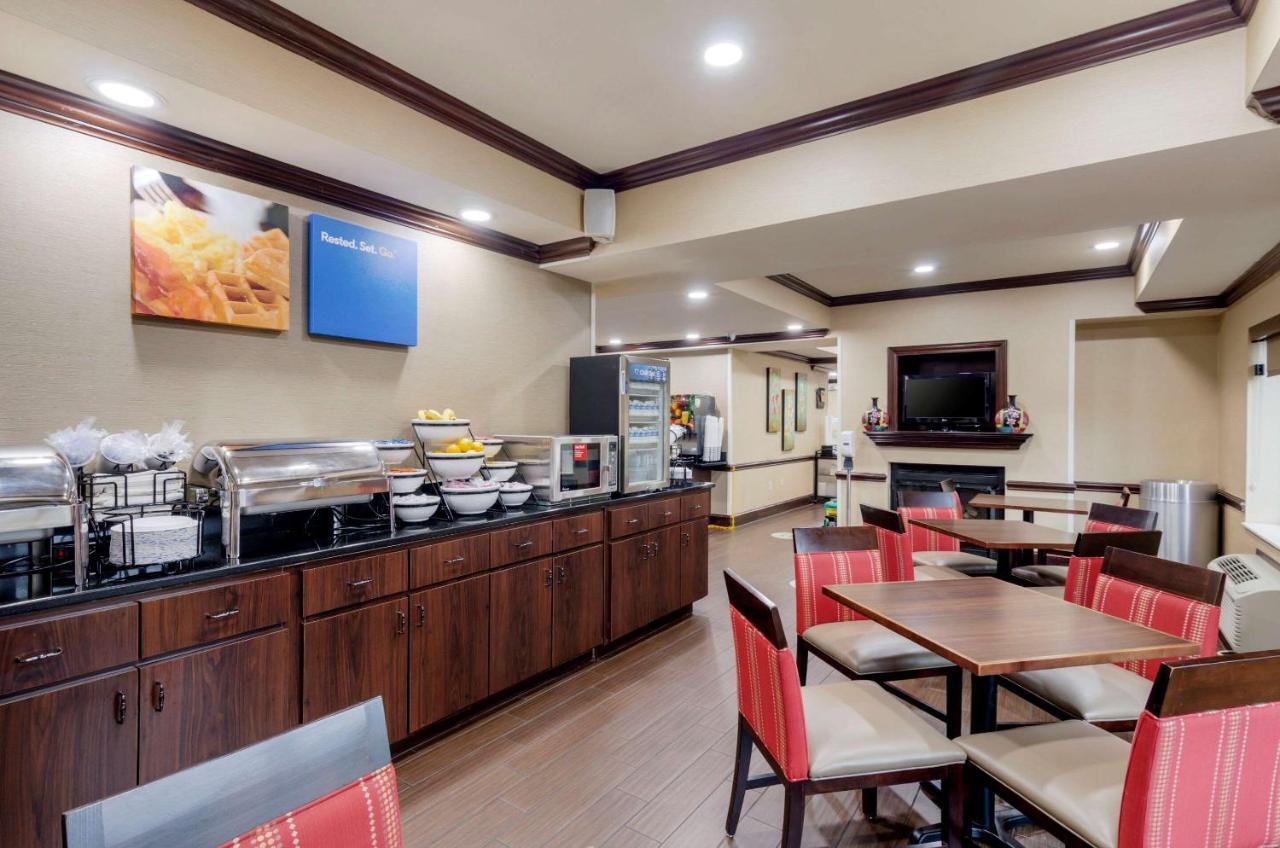 Comfort Inn & Suites Hillsville I-77 Εξωτερικό φωτογραφία