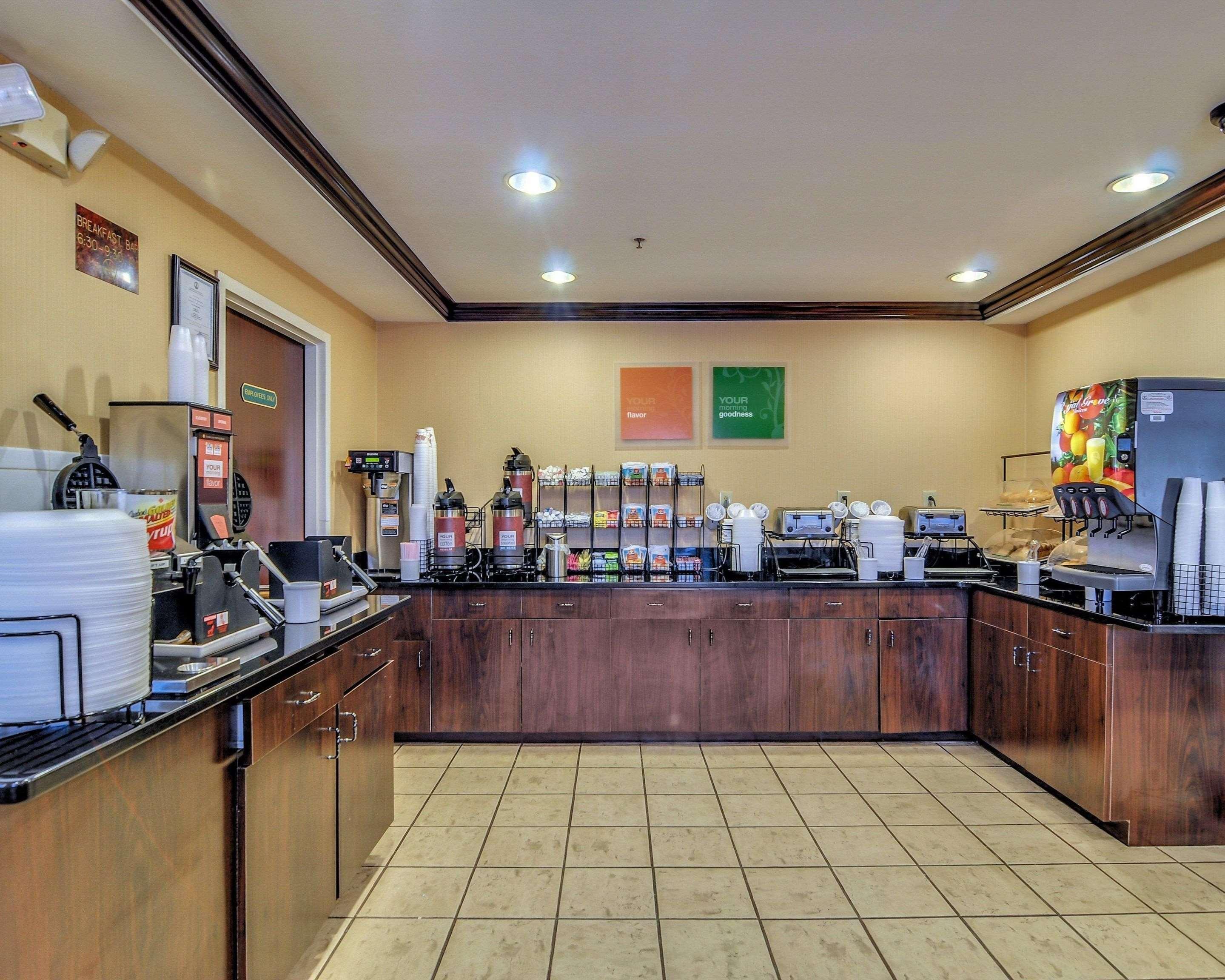 Comfort Inn & Suites Hillsville I-77 Εξωτερικό φωτογραφία