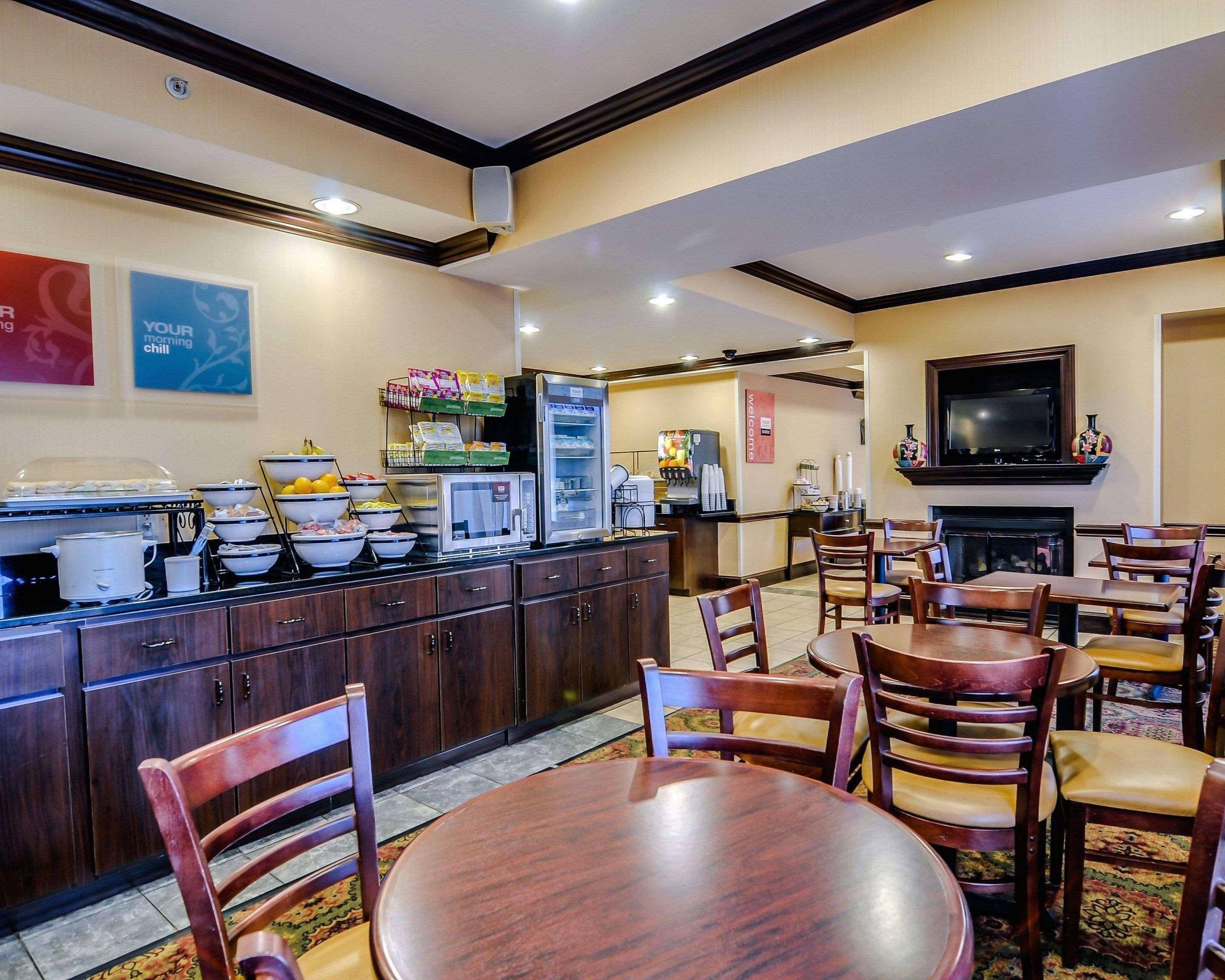 Comfort Inn & Suites Hillsville I-77 Εξωτερικό φωτογραφία