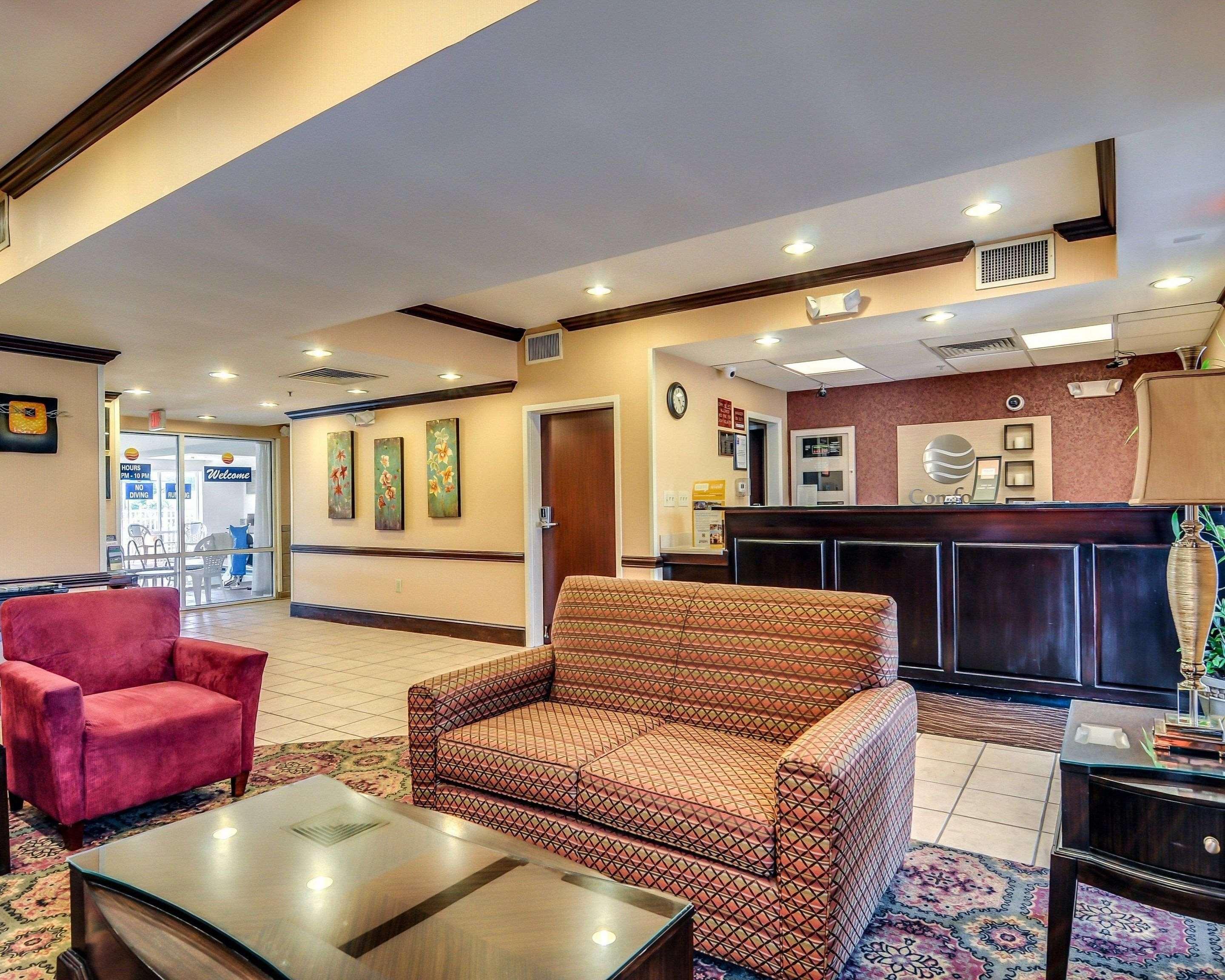 Comfort Inn & Suites Hillsville I-77 Εξωτερικό φωτογραφία