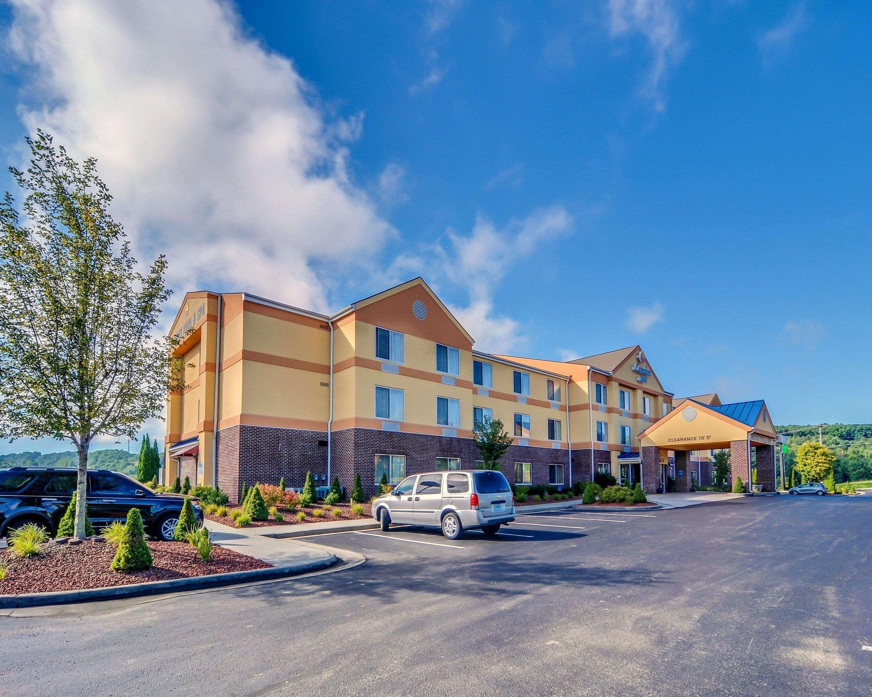 Comfort Inn & Suites Hillsville I-77 Εξωτερικό φωτογραφία