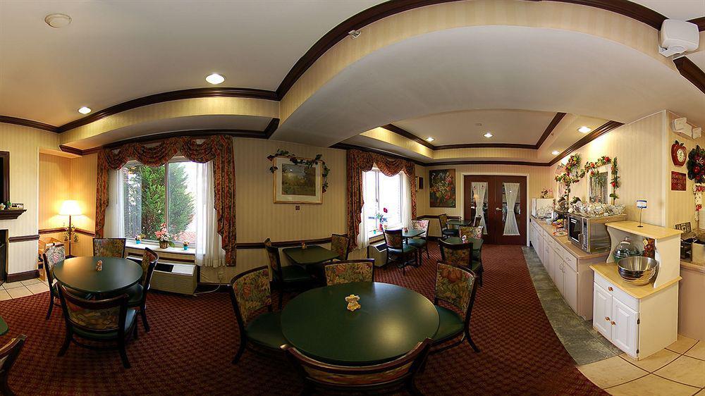 Comfort Inn & Suites Hillsville I-77 Εξωτερικό φωτογραφία